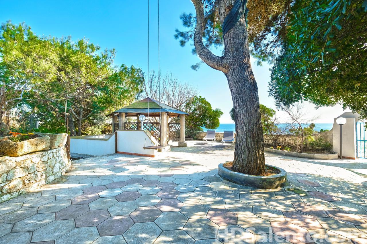 Un' Altalena Sul Mare - Accesso Diretto In Spiaggia Marittima Exterior photo